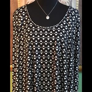 Studio M black and white knit Blouse